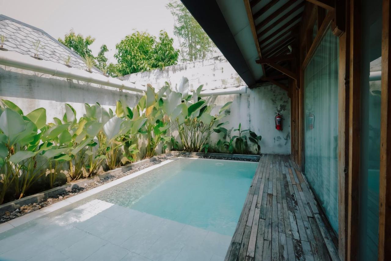 Ayom Java Village Solo Buitenkant foto