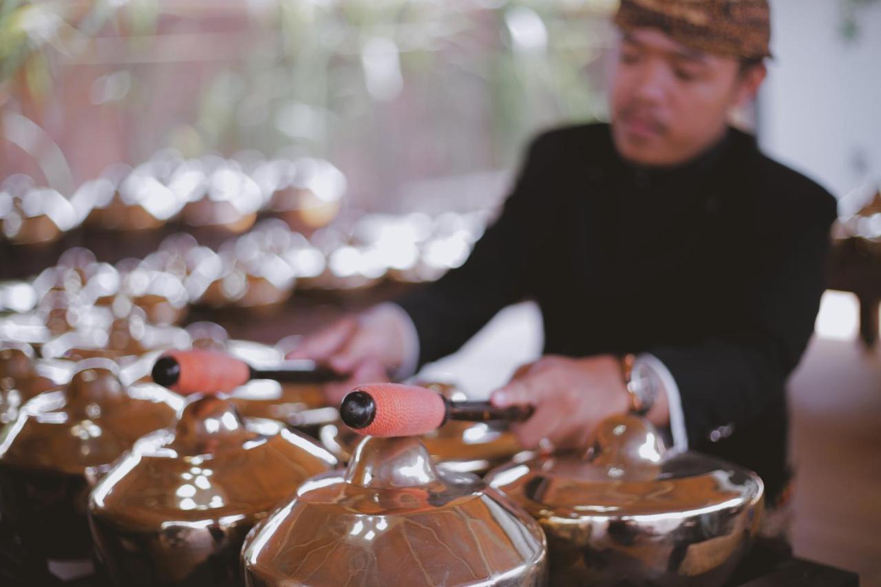 Ayom Java Village Solo Buitenkant foto