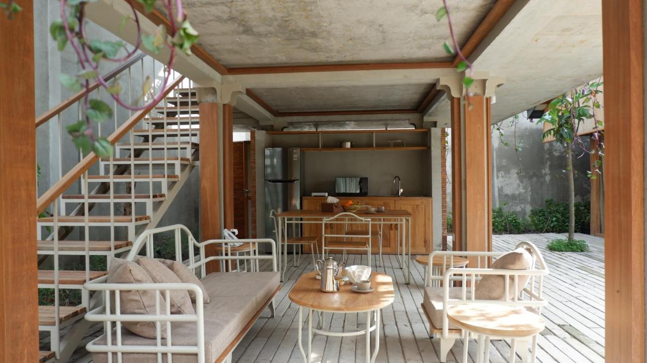 Ayom Java Village Solo Buitenkant foto